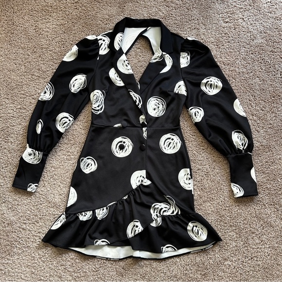 ASOS DESIGN Black White Tux Wrap Fluted Hem Mini Dress Size 8 - Picture 3 of 7
